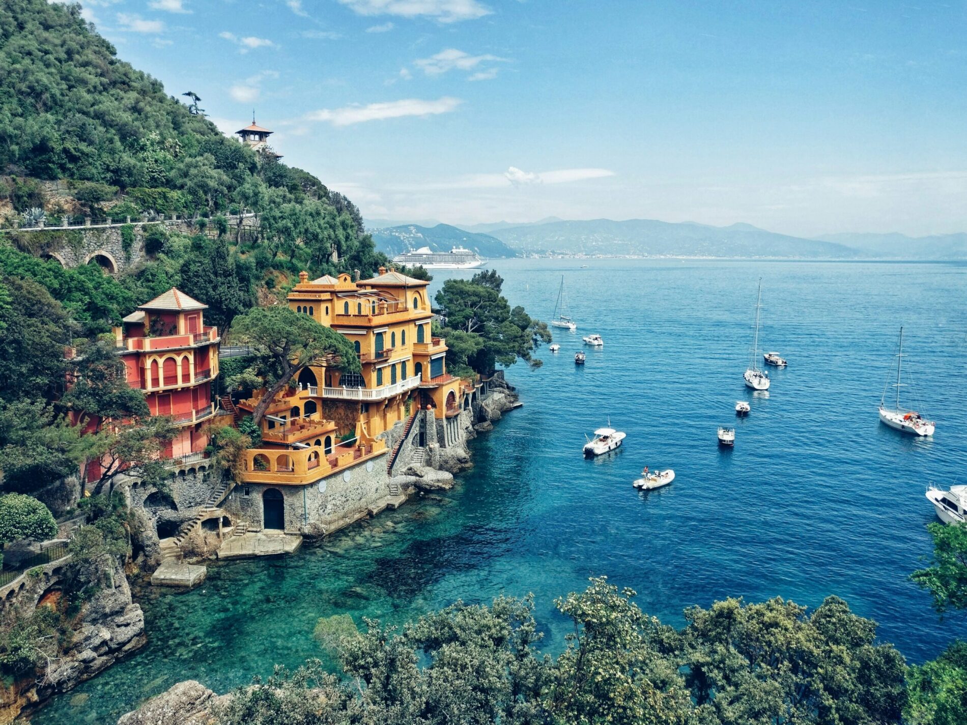Italian coastal town — citizenship by descent for Americans with Italian ancestry
